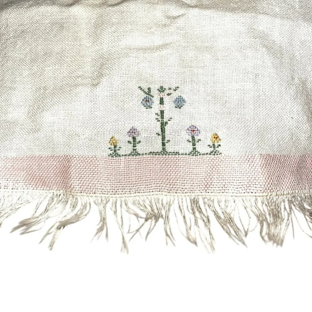 Vintage 100% LINEN pink trim fringe hand crewel Spring Flowers tea towel 10x15